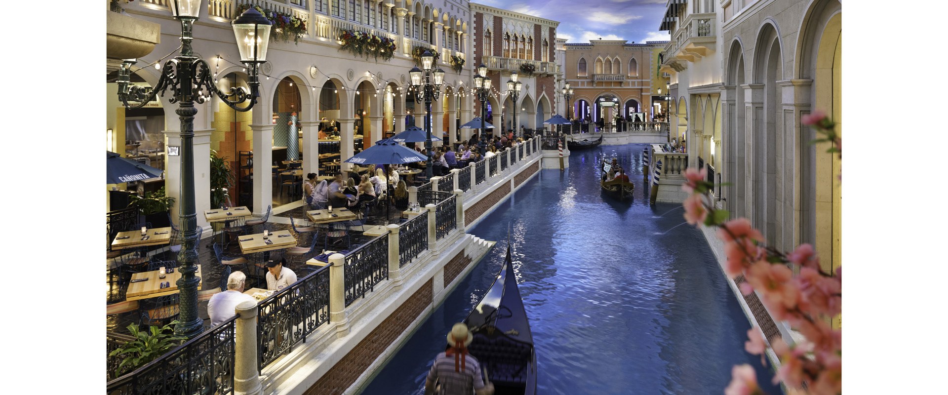 The Ultimate Guide to the Best Shopping Neighborhoods in Las Vegas, Nevada